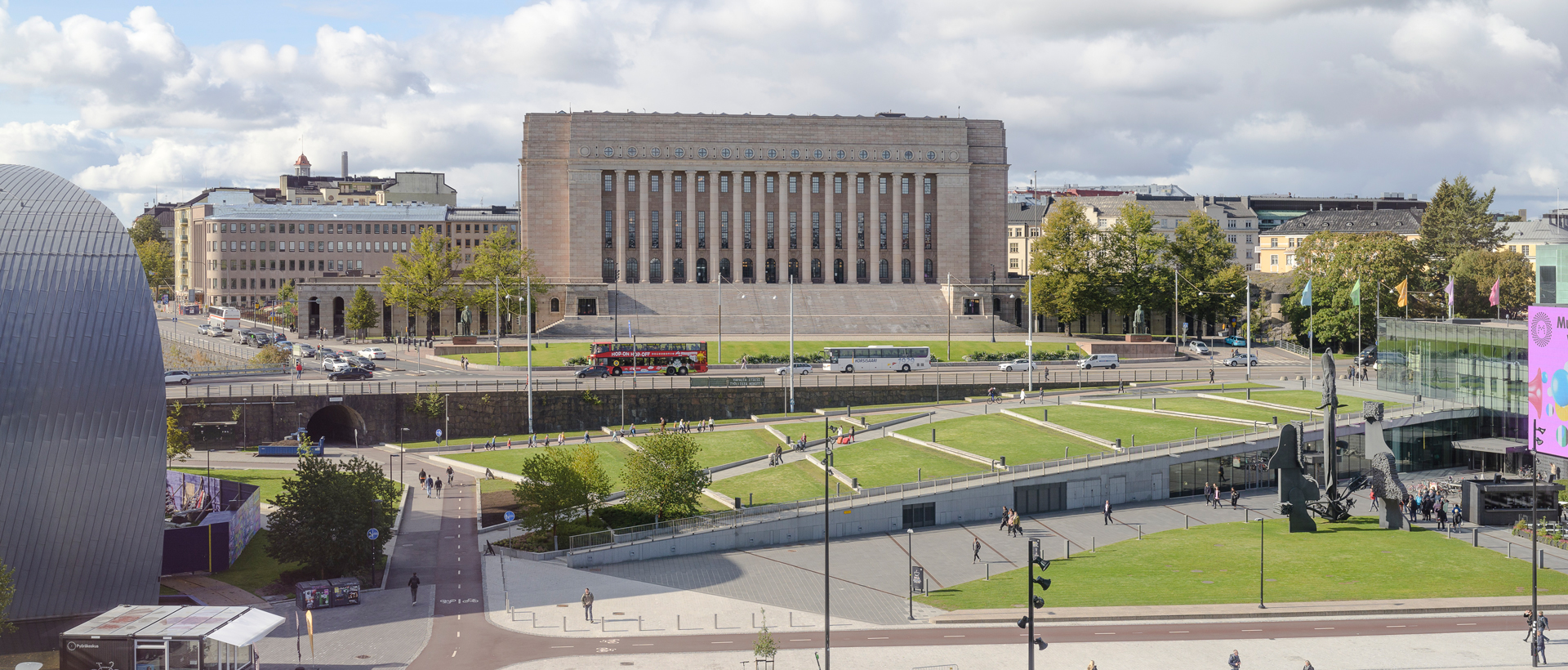 Eduskuntatalo (Lähde Helsingin kaupunginmuseo / valokuvaaja Eweis, Yehia)